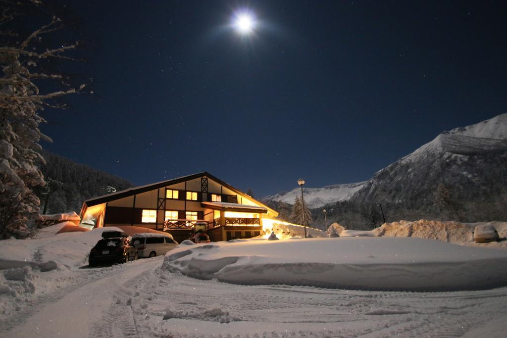Furano Shiyuirin Hotel Kamifurano Exterior photo